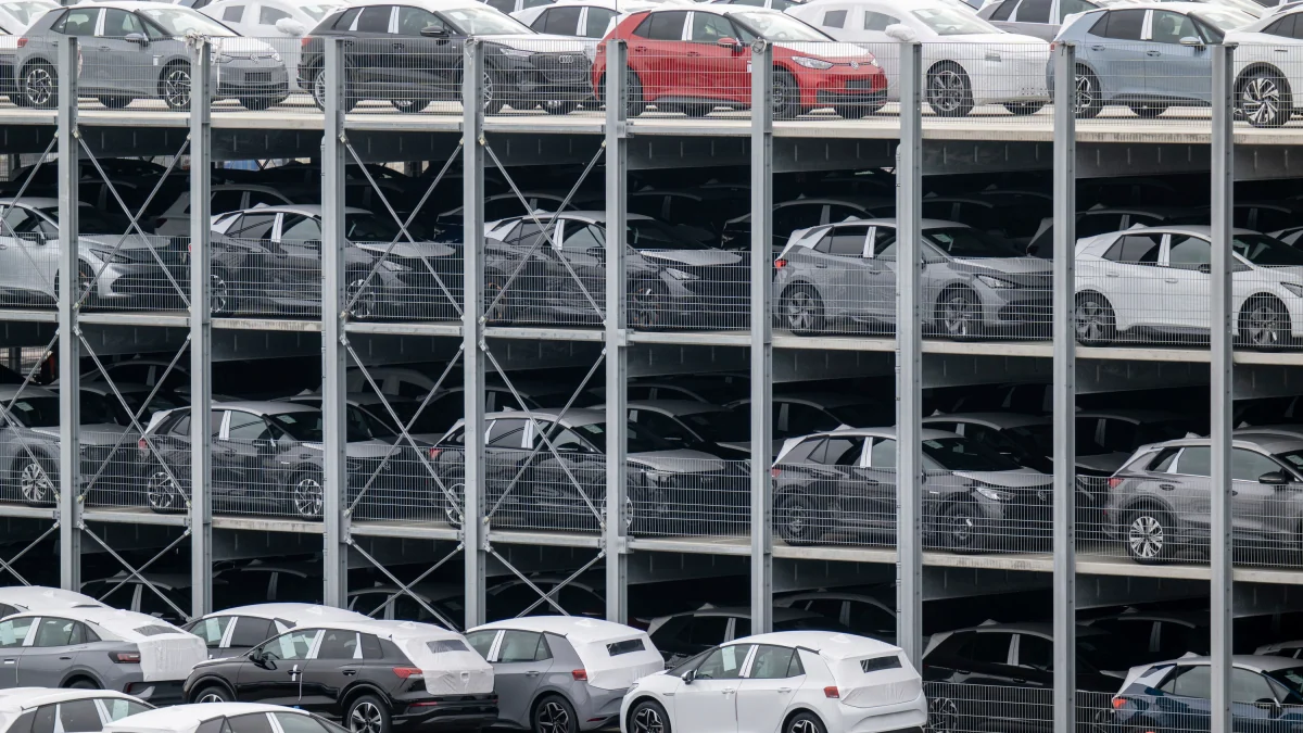 Business-Ticker: Fast Minus 9 Prozent: VW verkauft deutlich weniger Autos