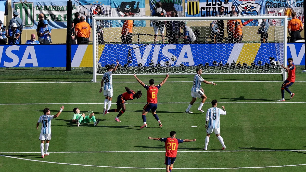 Fotograma a fotograma, así ha sido el gol de España que le han anulado a Nico Williams en la final del Mundial 2026 contra Argentina