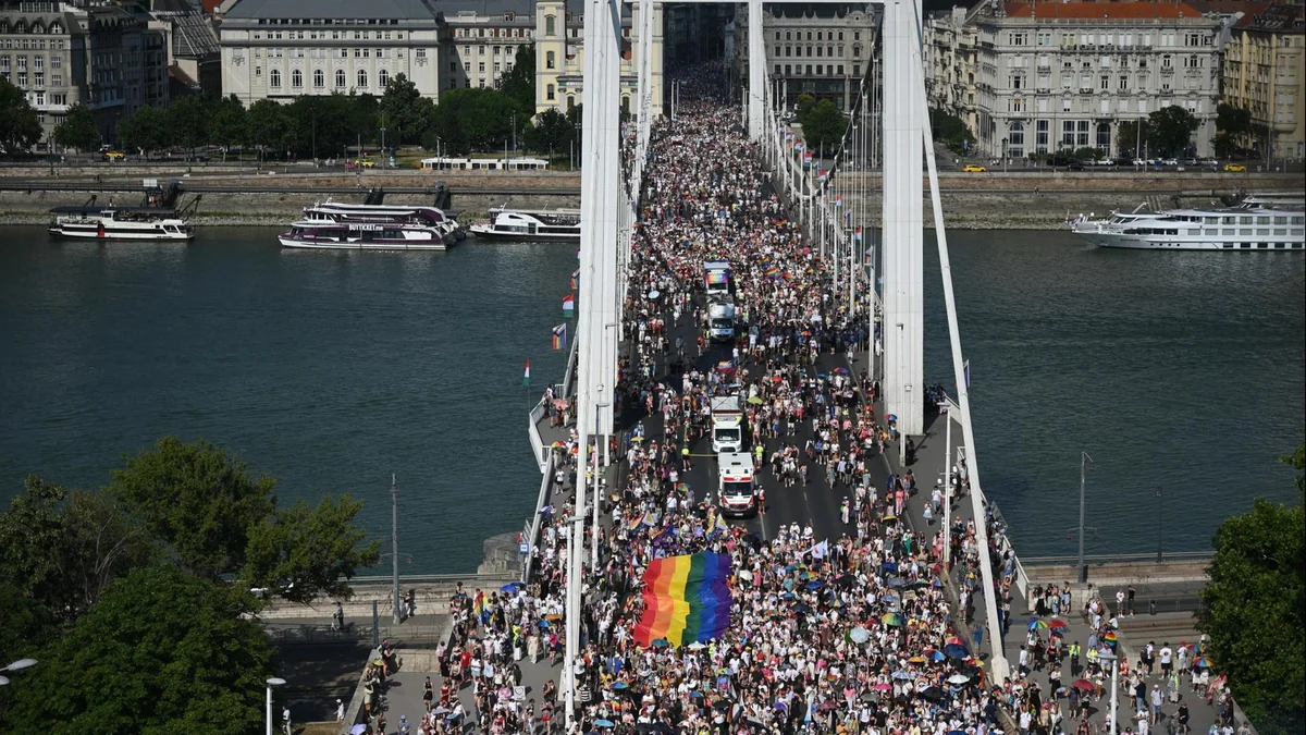 Zehntausende feiern bei Pride-Parade in Budapest - ohne Verbot