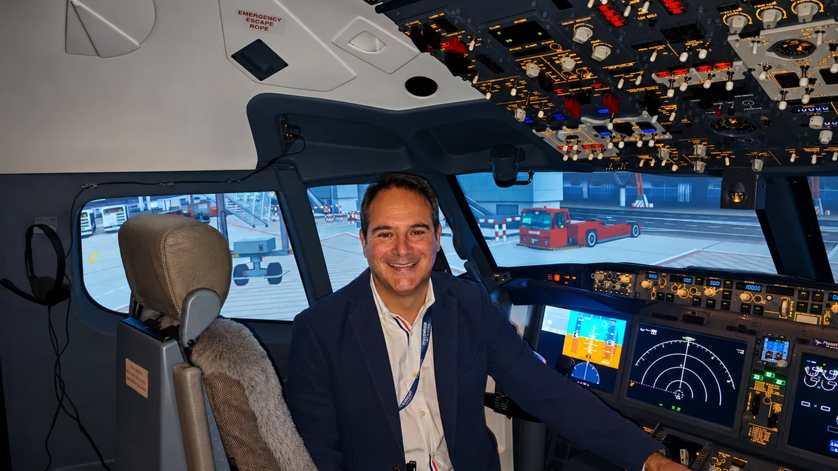 Borja Díaz, el hombre que diseña el futuro de los simuladores de vuelo: "Te quitan de tu trabajo a los 50 años y te quedan 15 hasta jubilarte"