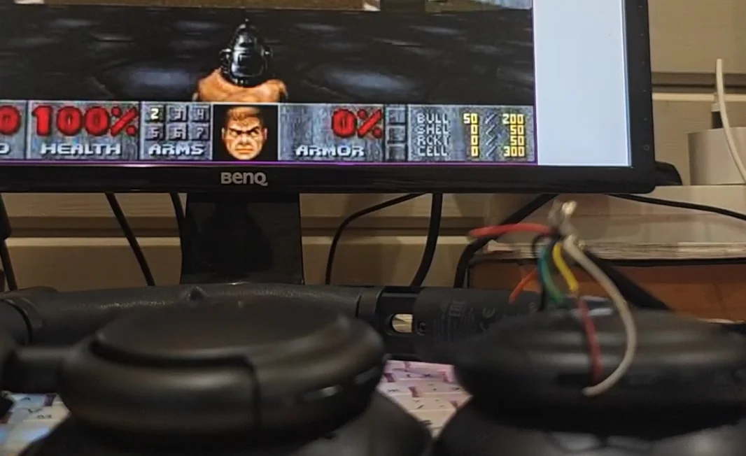 Как я прошил наушники soundcore, портировал на них кастомную прошивку и DOOM. Часть 1