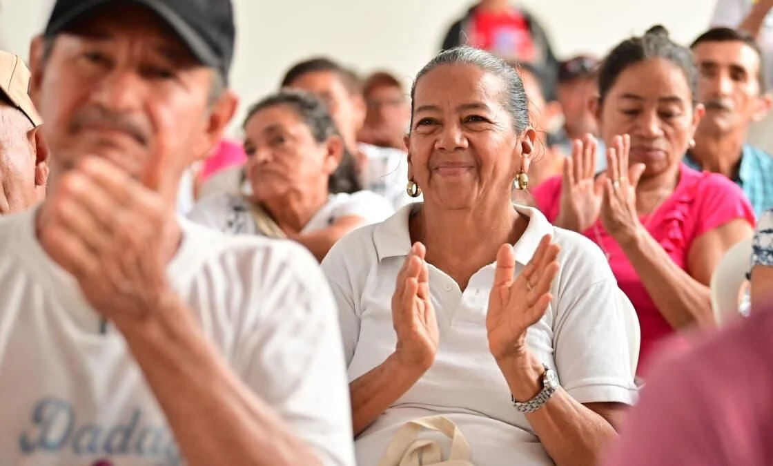 Por qué la mayoría de los colombianos no se quiso cambiar de régimen pensional: cifras demuestran qué pasó con Colpensiones y los fondos privados