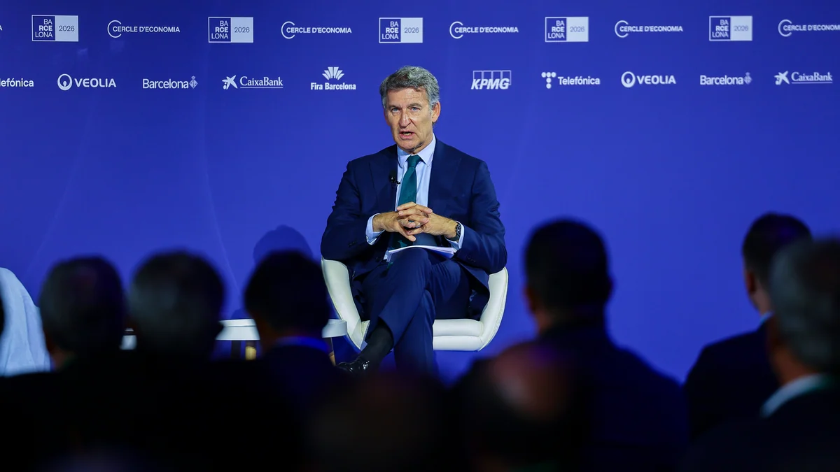 El presidente del Banco Sabadell, en el desayuno con Feijóo: «Vale, eres un martillo despertador. ¿Y ahora qué vas a hacer?»