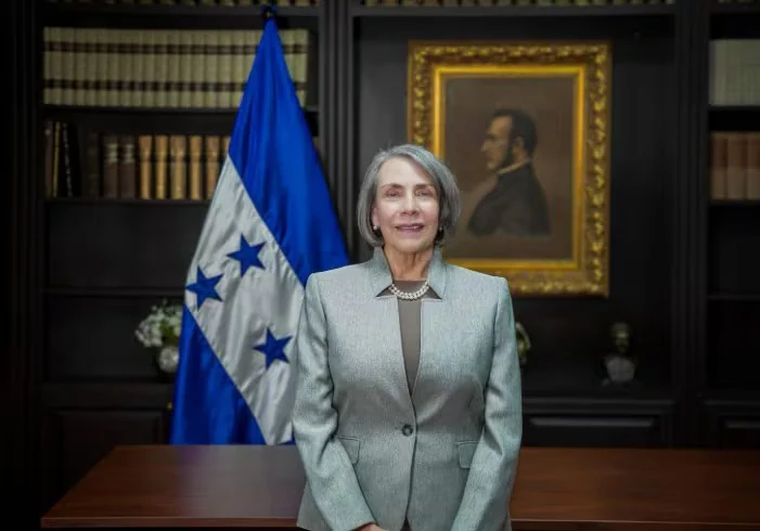 Honduras priorizará el interés nacional en su política exterior y mantiene una agenda abierta al mundo, afirma canciller