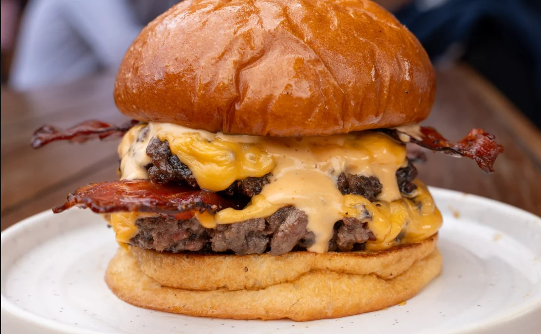 12 hamburguesas que no te puedes perder en Madrid si eres fan de este bocado que se reinventa cada año