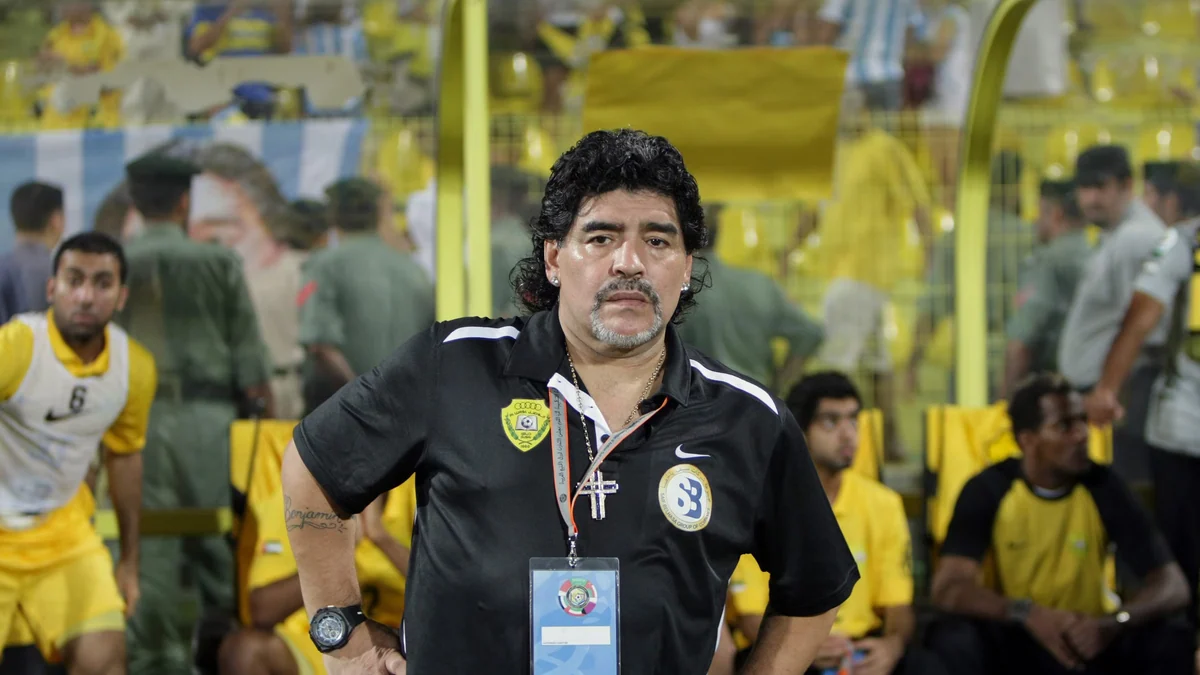 El sobrino de Maradona reconstruyó minuto a minuto la muerte de Diego: “Le colgaba la mano y no reaccionaba”