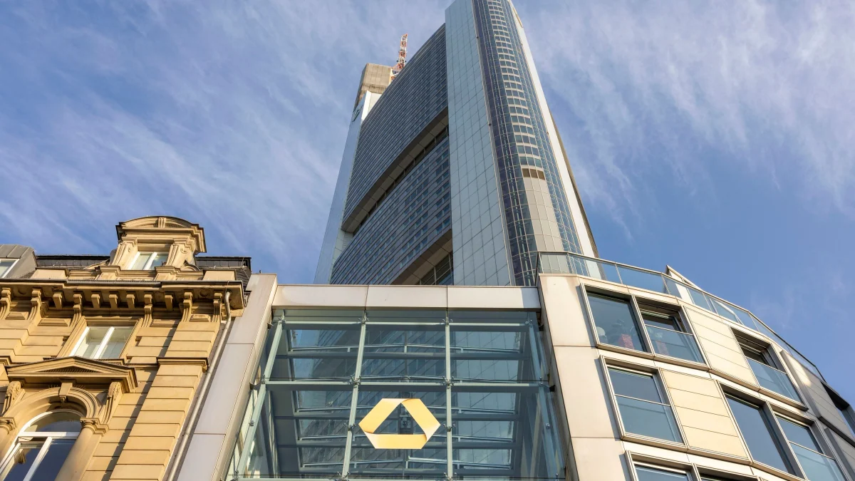 SPD bringt Staatsbank ins Spiel: Kann die KfW die Commerzbank vor der Unicredit-Übernahme retten?