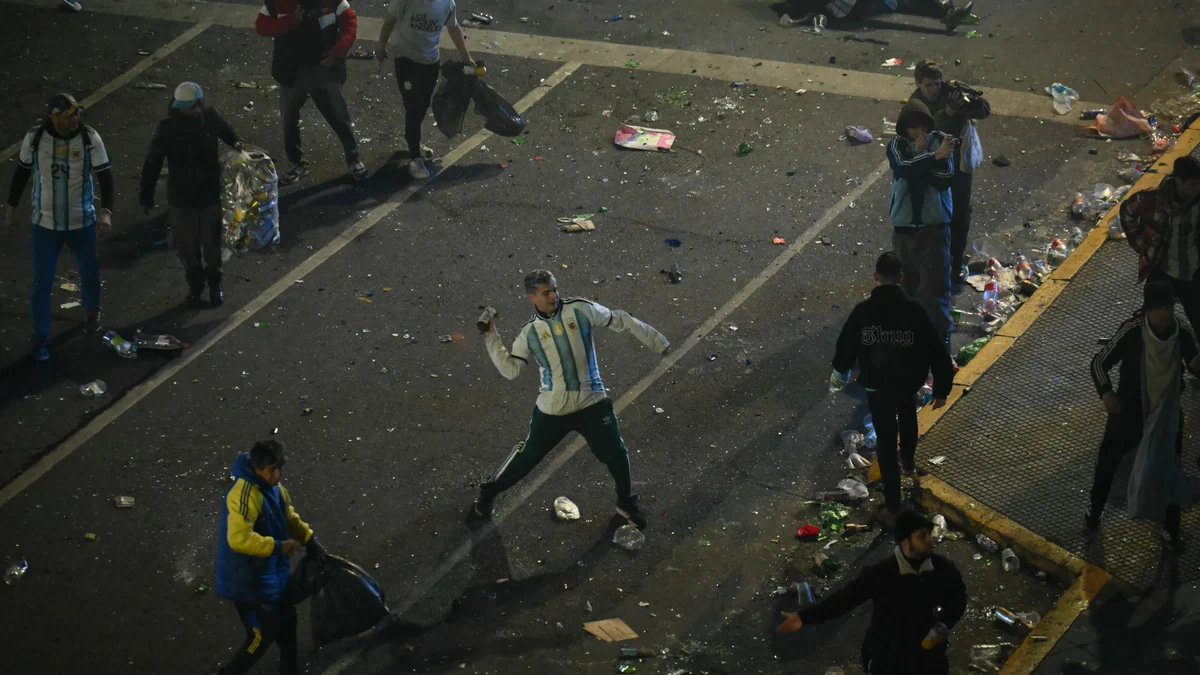 Se registraron disturbios en el Obelisco tras la derrota de la Selección: hay al menos detenidos