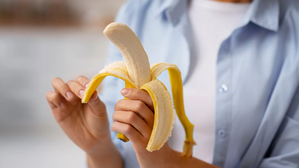 El plátano, más que una fuente de potasio: cuida el sistema nervioso y protege el aparato digestivo