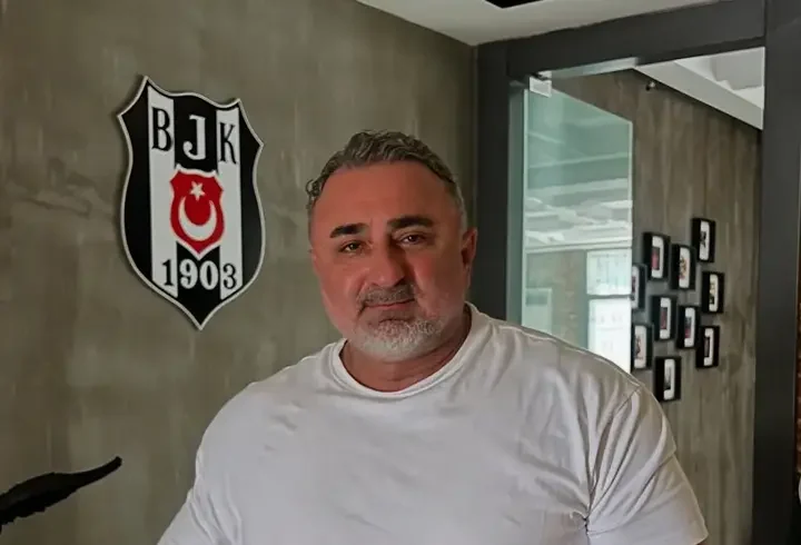 Salah paylaşımı gündem olmuştu! Veysel Ahmet Çağlar istifa etti...