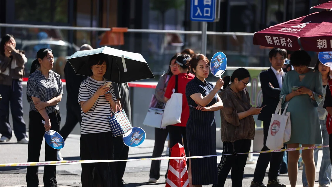 Milioni di studenti cinesi affrontano il gaokao, esame di ammissione all'università