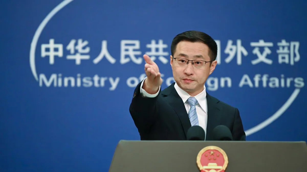 China pide a Trump que aparque de una vez por todas el "invento" de la presunta injerencia electoral