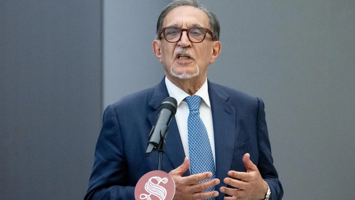 Bignami ricorda il padre con la voce di Almirante in Comune, La Russa loda “il camerata”