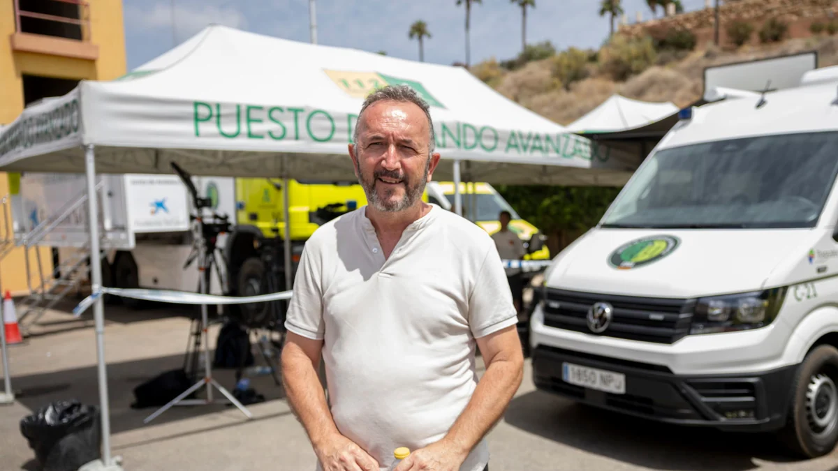 Ángel Collado, el alcalde que avisó del incendio a los vecinos puerta por puerta y colgó el teléfono al Rey