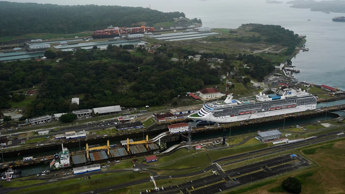 El Niño pone en riesgo la operación del Canal de Panamá, advierte informe de Fitch Ratings