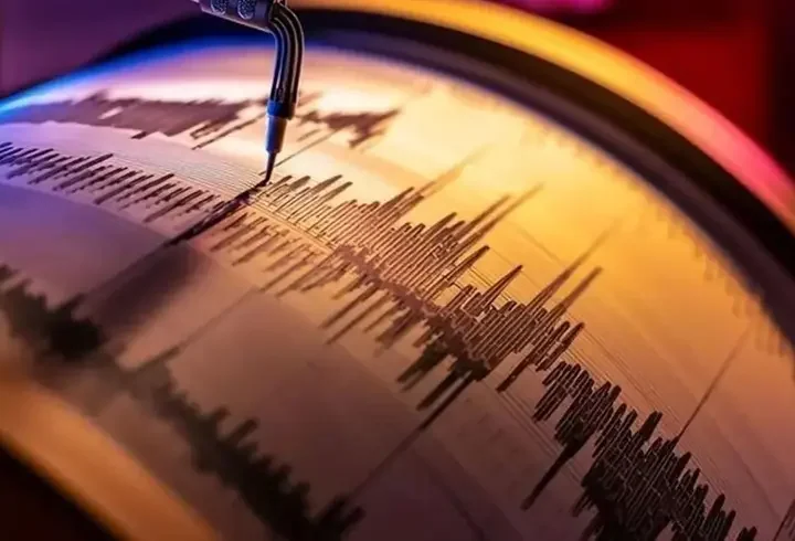 Afganistan'da 6,1 büyüklüğünde deprem meydana geldi