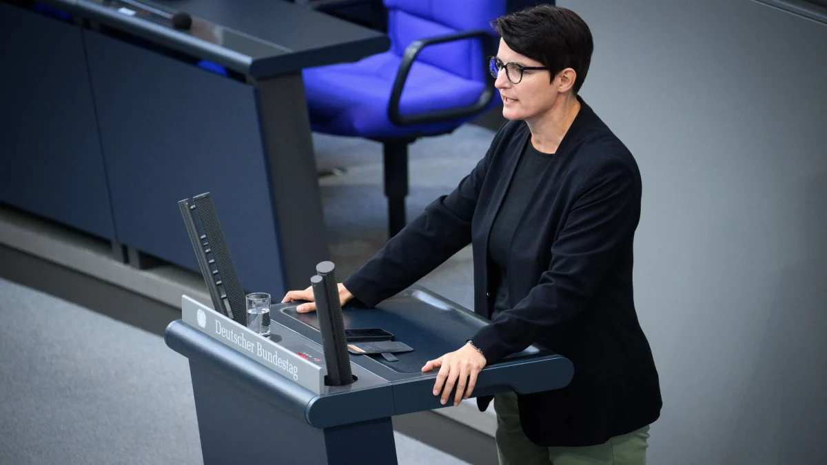 Deutschland-Liveblog: AfD-Abgeordnete klatschen nach Rede einer Grünen-Abgeordneten