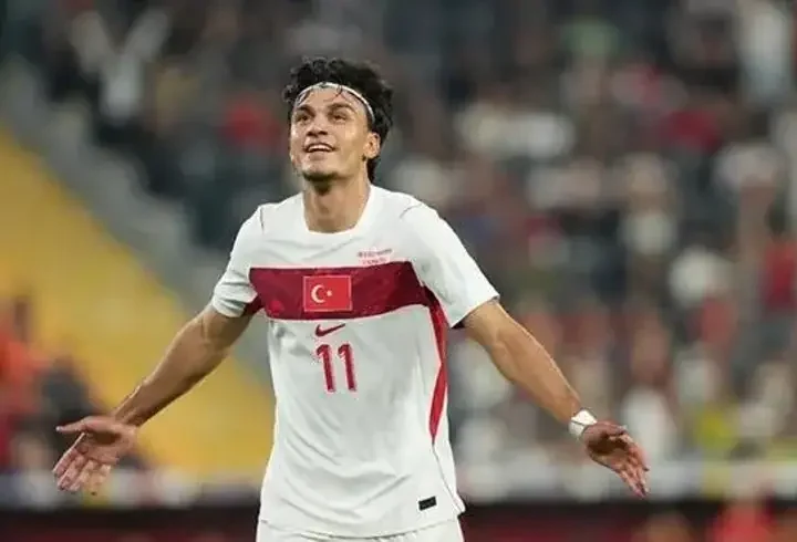 Galatasaray'dan Can Uzun için 35 milyon euroluk teklif! Frankfurt ile pazarlık başladı