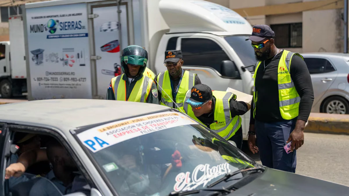República Dominicana: El Intrant intervino 17 rutas de transporte público por alzas no autorizadas del pasaje