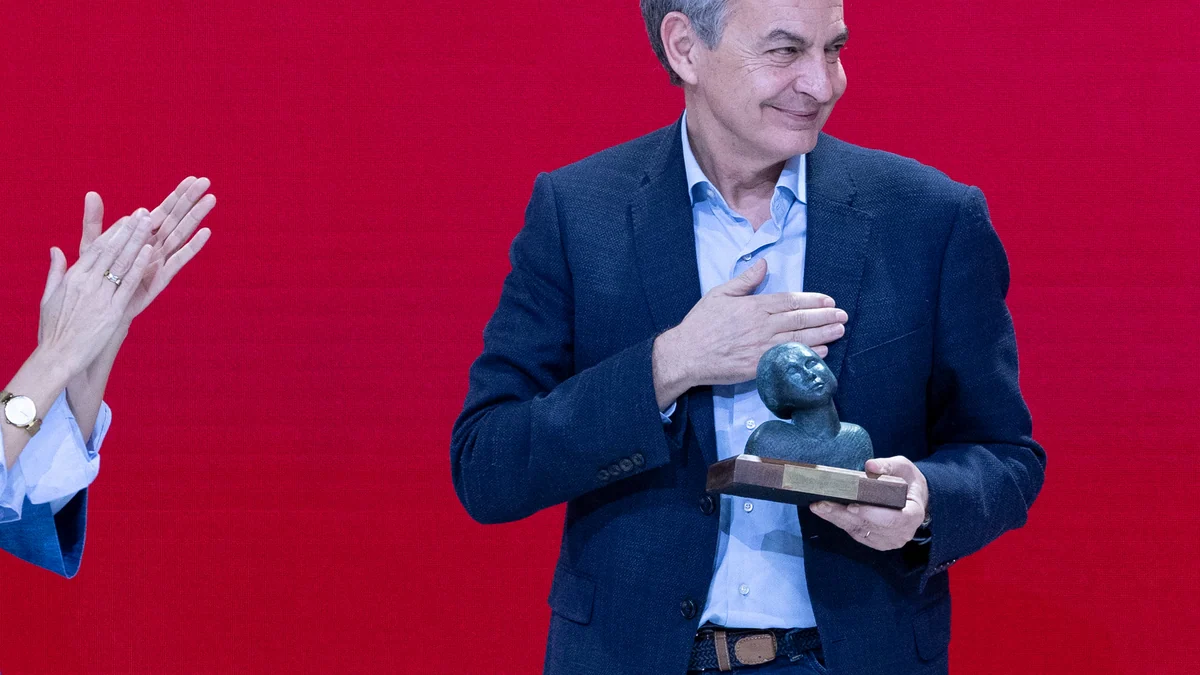 El juez señala a la secretaria de Zapatero como una “pieza operativa esencial” de la supuesta trama