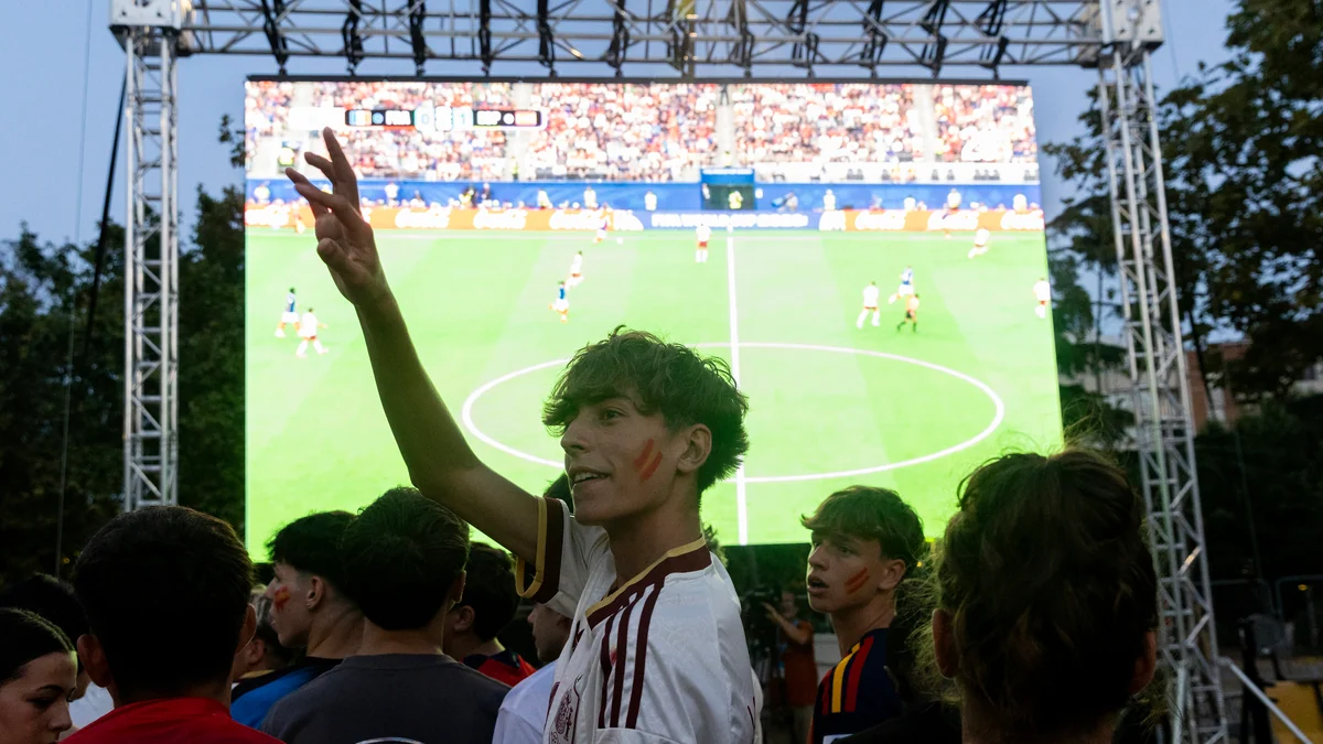 País Vasco y Cataluña, entre el nacionalismo y la final del Mundial: el no del alcalde de Bilbao y el entusiamo barcelonés con las pantallas gigantes