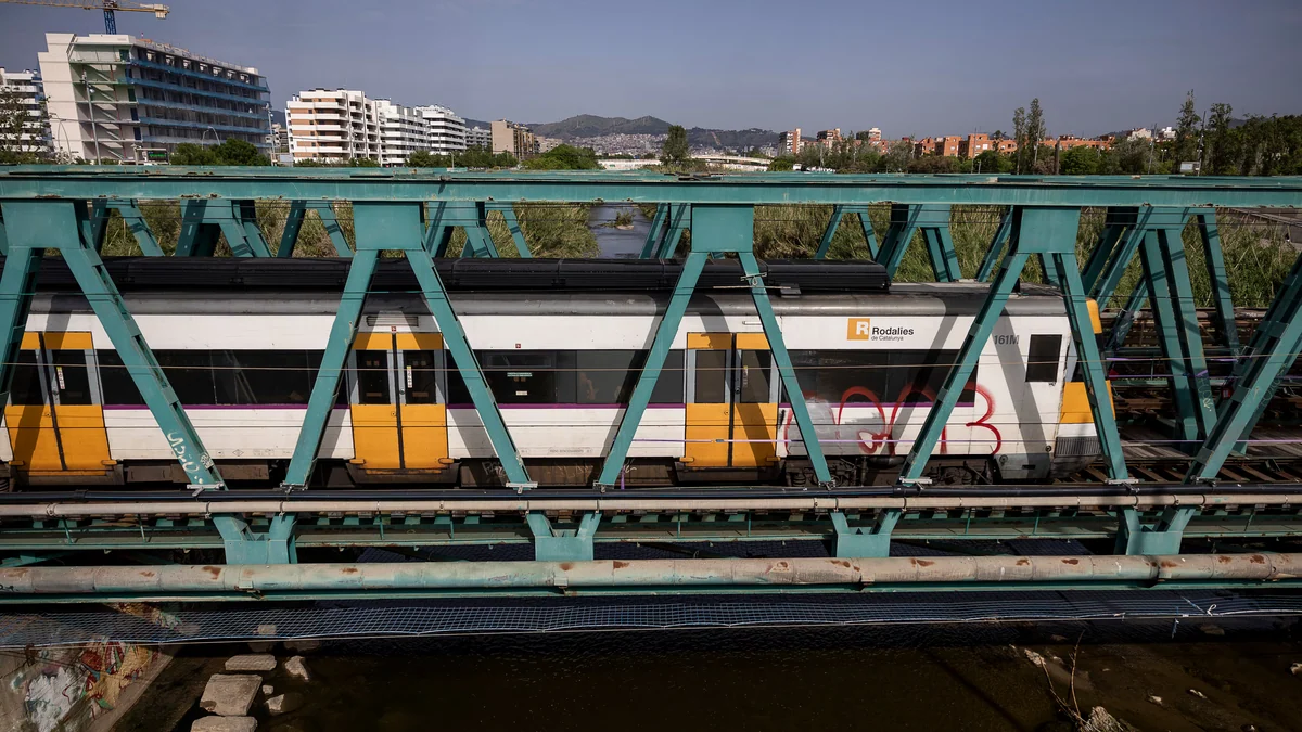 Una incidencia en el centro de control de Adif en Barcelona obliga a interrumpir toda la circulación de Rodalies