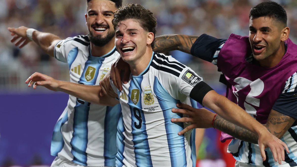 La tajante respuesta del Atlético de Madrid a Barcelona ante el interés por Julián Álvarez