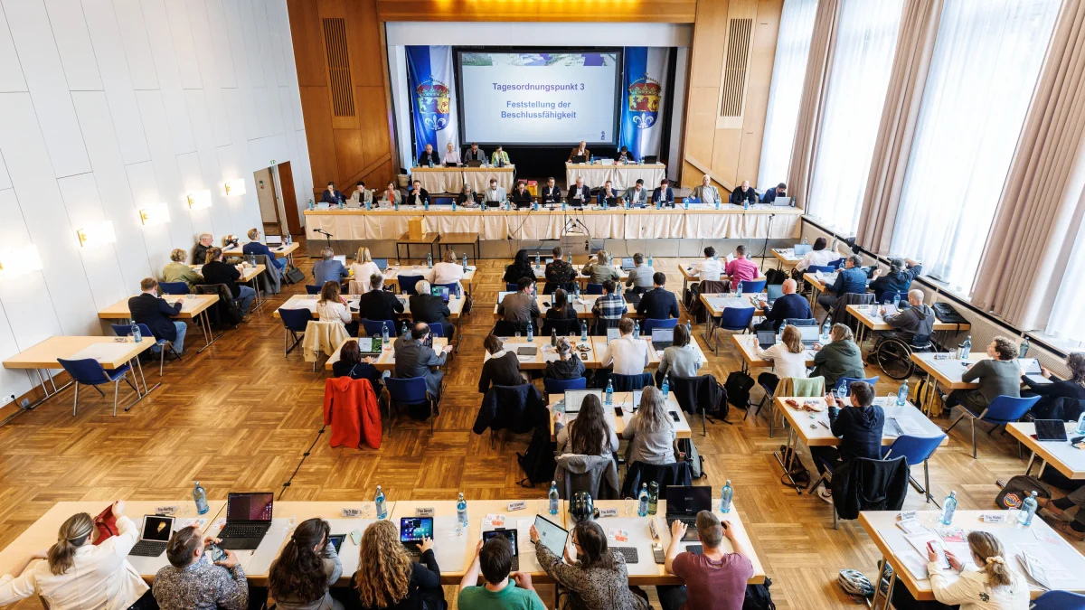 Neun Parteien in Darmstadt: Parlament voller Spannungen