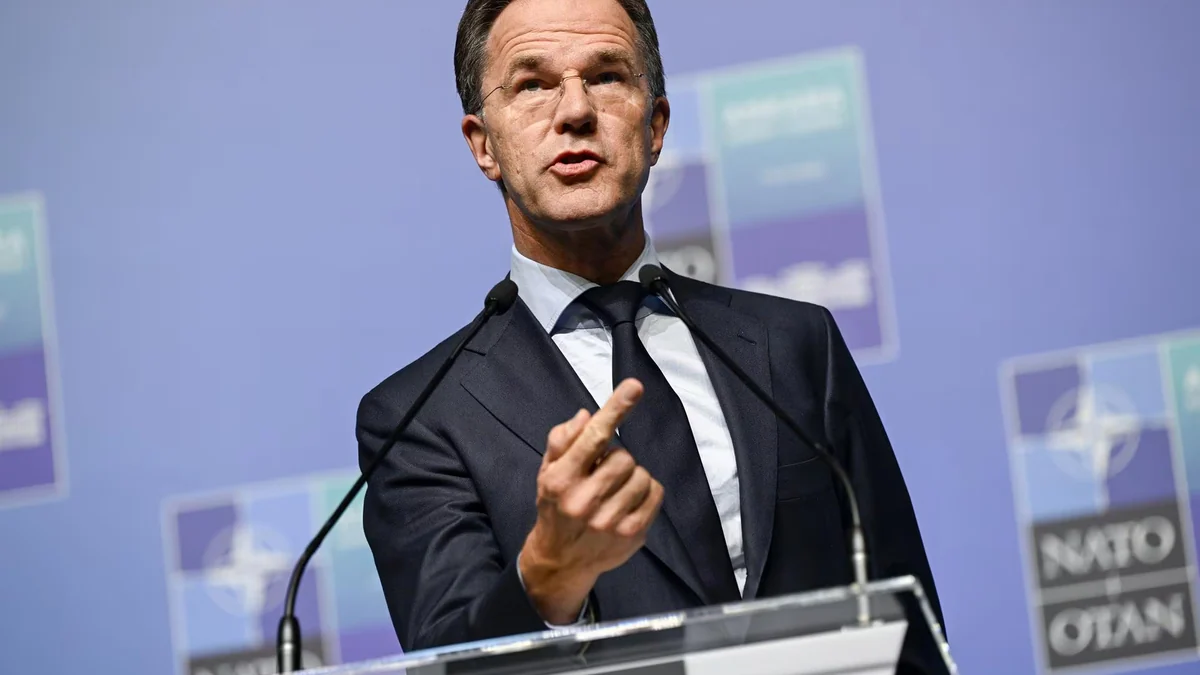 Rutte reivindica que la democracia "es mucho más que elecciones" tras las protestas y arrestos en Ankara