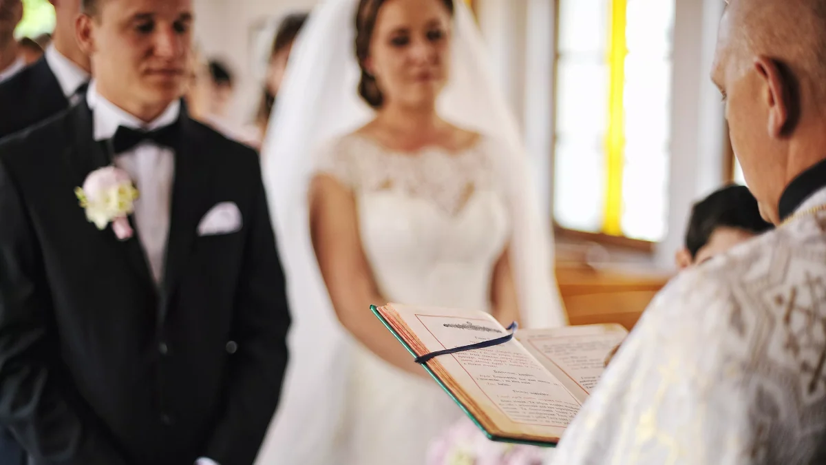 «Mon mariage n’a pas été consommé cette nuit-là, ni aucune des suivantes» : ils ont demandé la nullité de leur mariage religieux, ils racontent