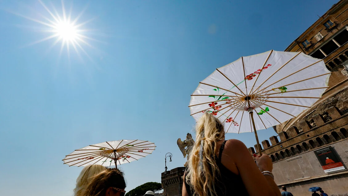 Caldo rovente con punte di 39 gradi almeno fino alla fine del mese