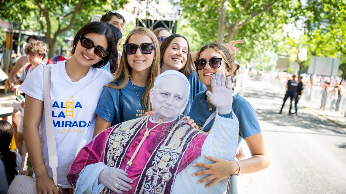 La euforia de la juventud católica con el Papa: "Ahora que somos jóvenes es nuestro momento de darlo todo por la fe a tope"