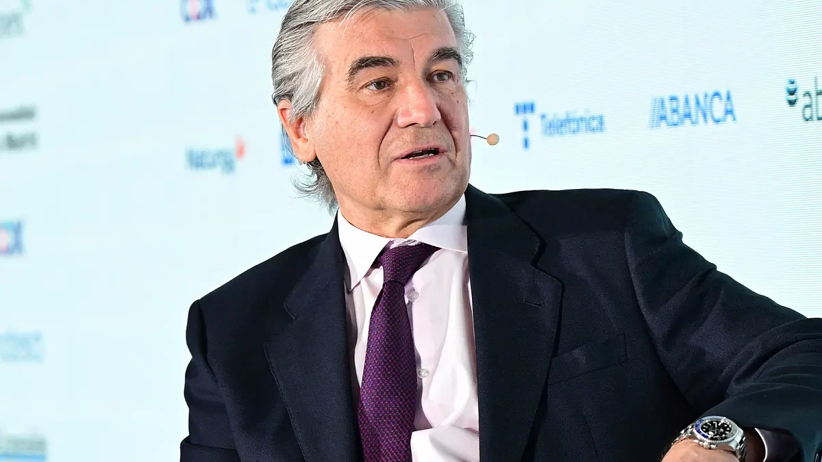 Naturgy pulveriza previsiones y eleva su "potencia de fuego" en compras a 12.000 millones