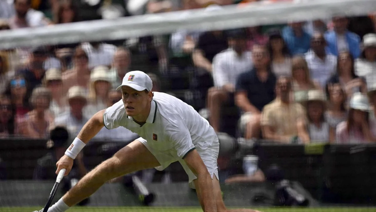 Wimbledon: Sinner all'esame Borges, Cobolli prosegue il match con Navone. Dove vederli in tv