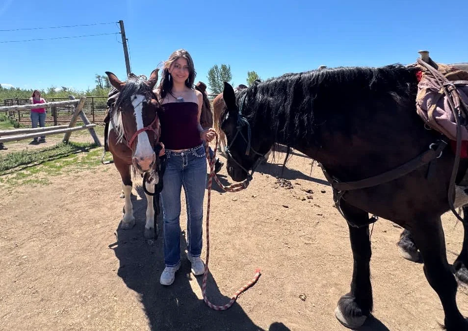26-year-old quit her corporate job to become a seamstress at Yellowstone National Park for $19.25/hour