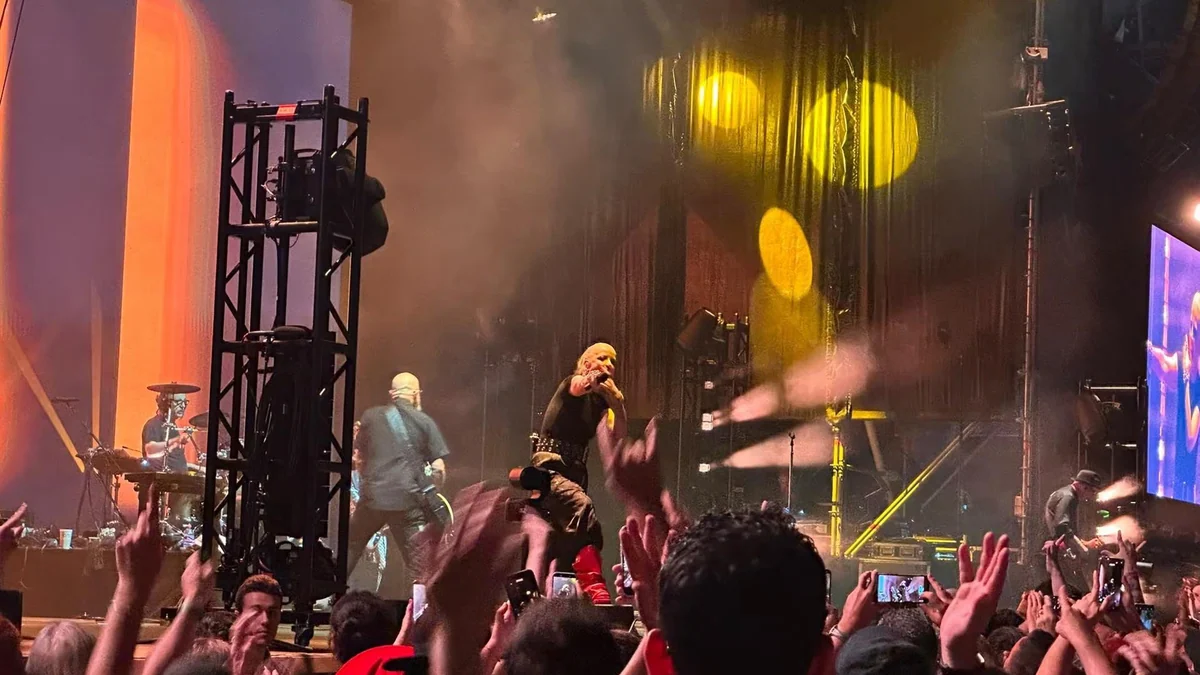 Garbage reivindica en Madrid tres décadas de rock alternativo con una Shirley Manson magnética y combativa