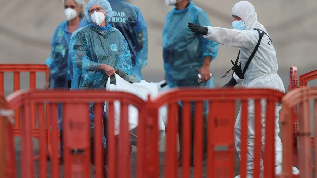 EN DIRECT - Hantavirus : 17 Américains rapatriés aux États-Unis, un cas confirmé et un autre suspecté