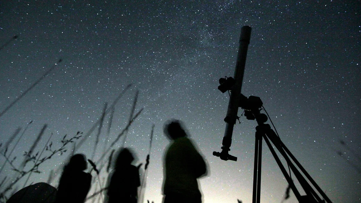 Un asteroide grande pasará velozmente cerca de la Tierra este fin de semana