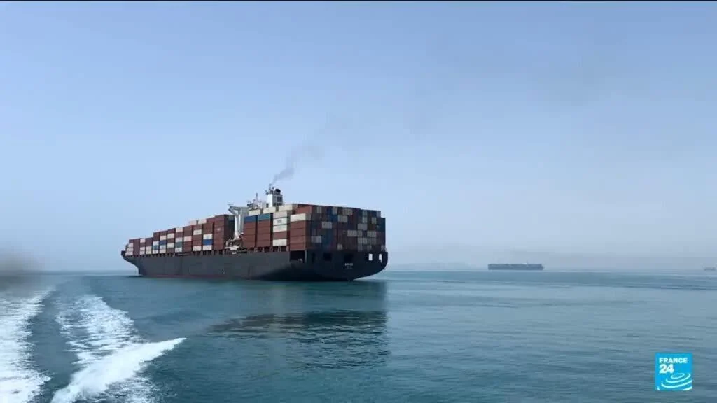 Détroit d'Ormuz : 11 000 marins vont être évacués, le bras de fer se poursuit