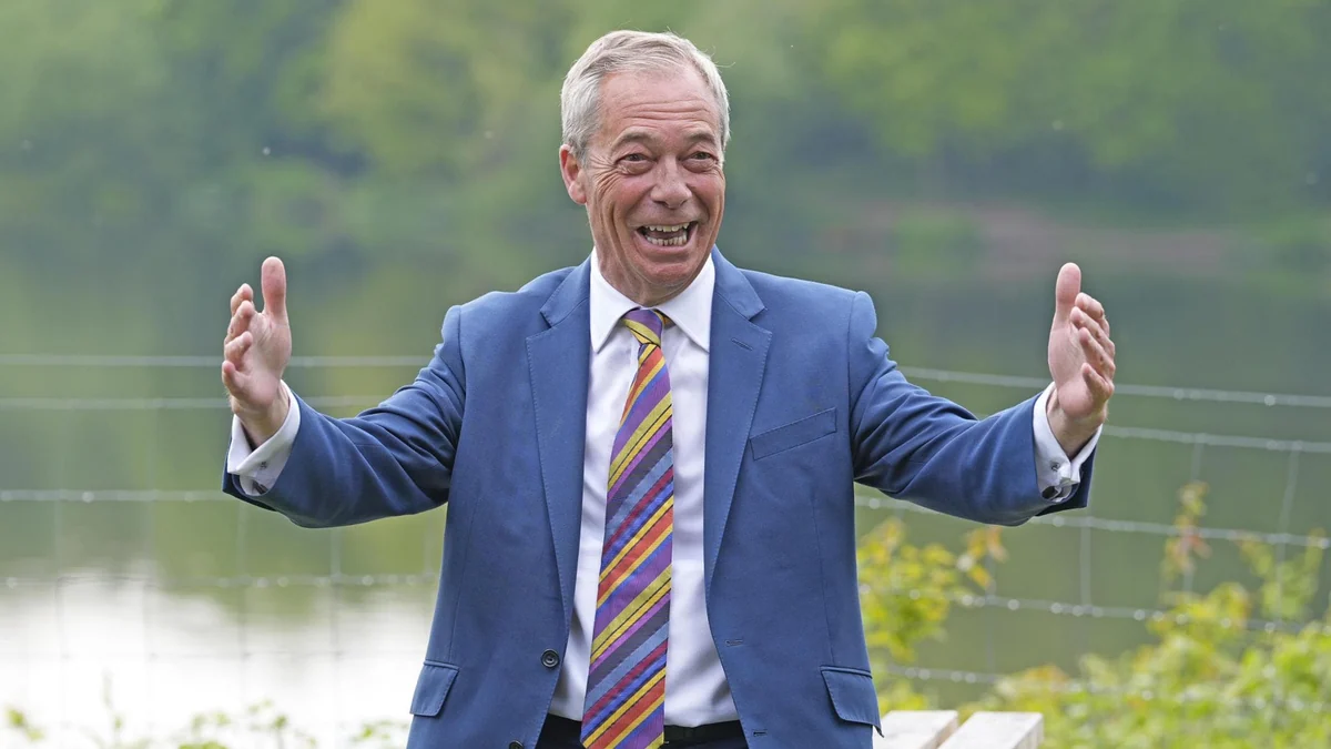 Intervista a Farage: “Fiero della Brexit. Belfast è solo un avviso e i bianchi sono discriminati”