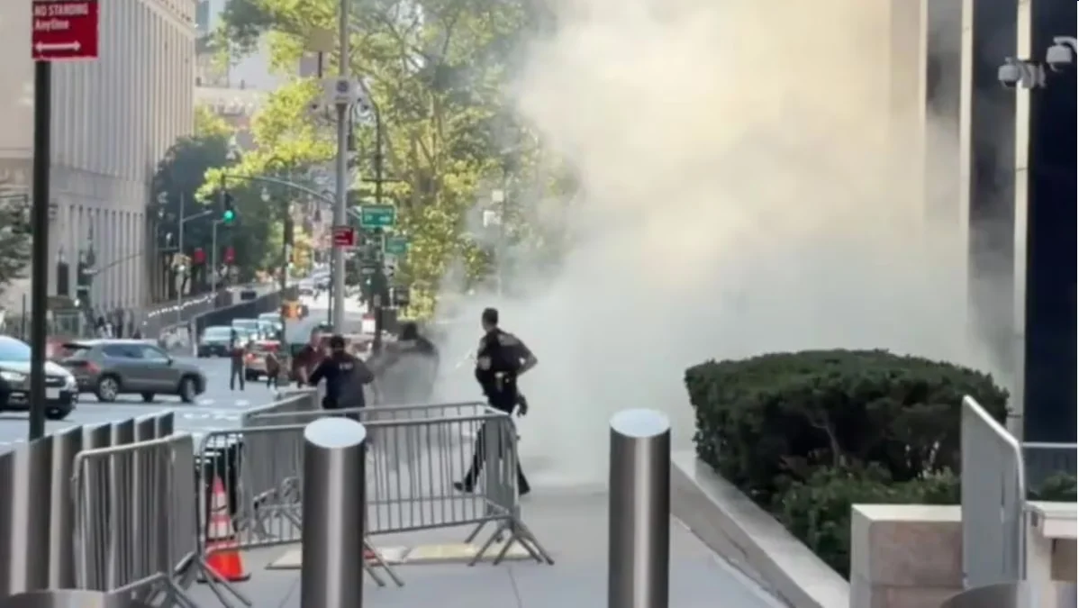 El FBI detuvo a un hombre que detonó un artefacto incendiario frente a los tribunales federales de inmigración en Manhattan