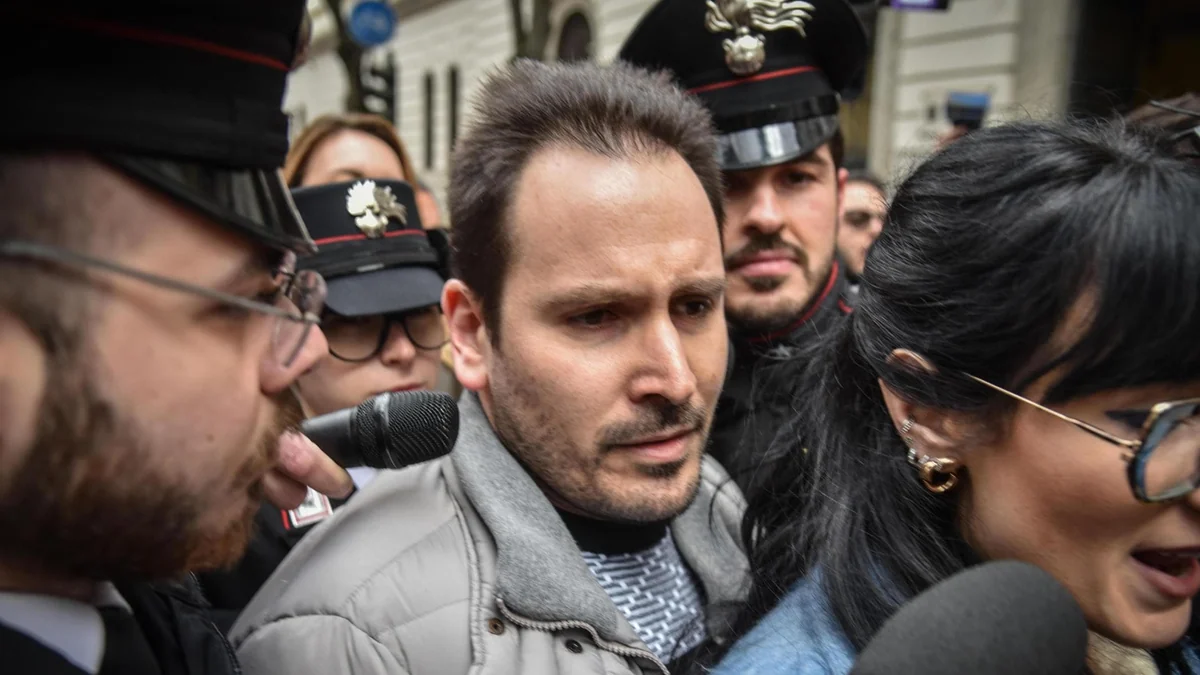 Bigliettini, disegni, tracce. Tutte le prove che incastrano Sempio: “Sta mentendo da vent’anni”