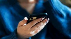 Midnight social media curfew and scrolling curbs proposed for older UK teens