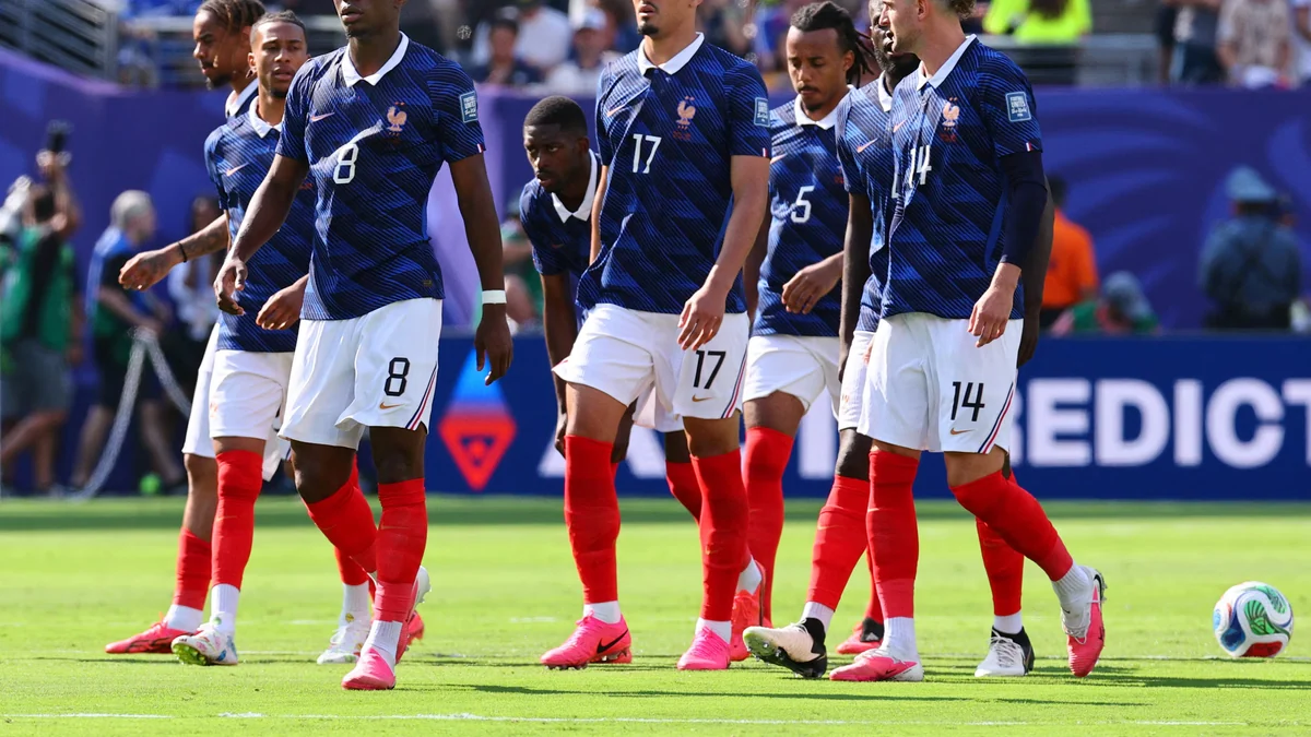 Tensión en Francia: una figura acusó a sus compañeros de “comportamientos inaceptables” tras la derrota con Inglaterra en el Mundial