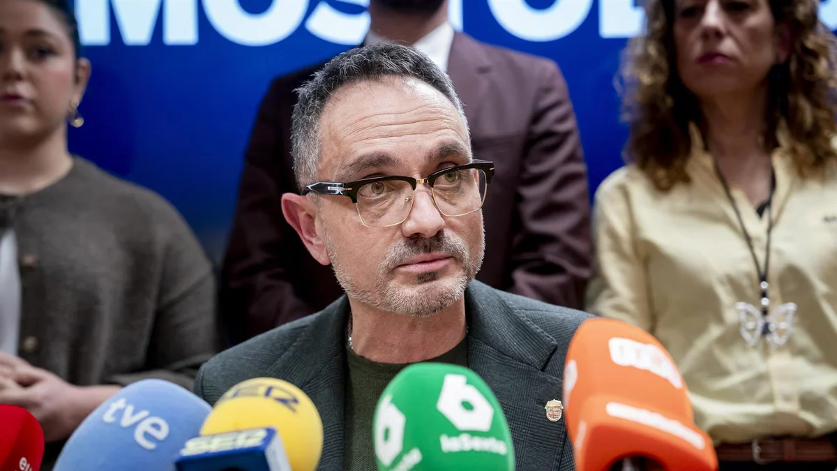 La jueza rechaza el recurso del alcalde de Móstoles contra la admisión de la querella por presunto acoso