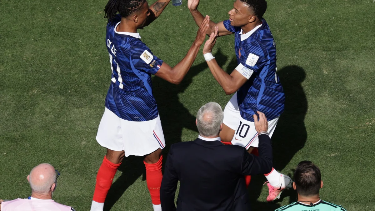 Olise-Mbappé la explosiva sociedad que no encontraba Didier Deschamps