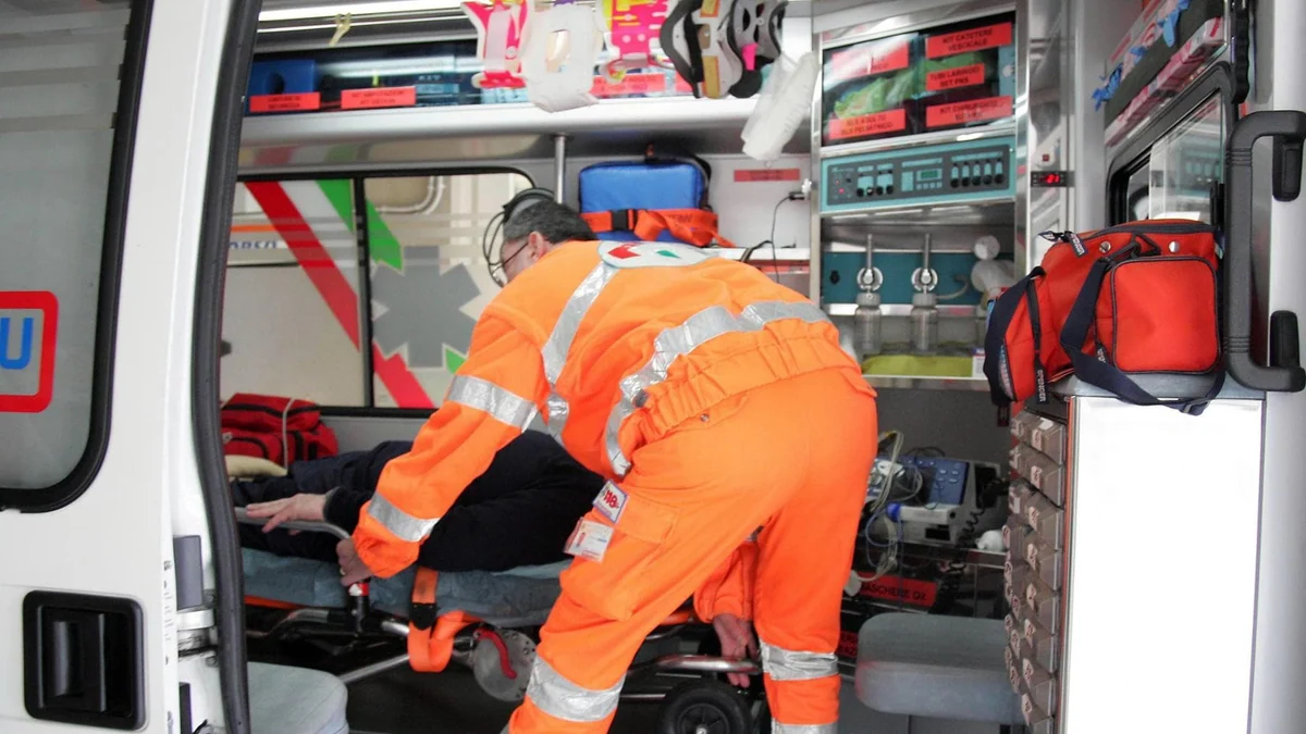 Incidenti sul lavoro, operaio di 30 anni muore schiacciato da una pressa in un'azienda di Altopascio