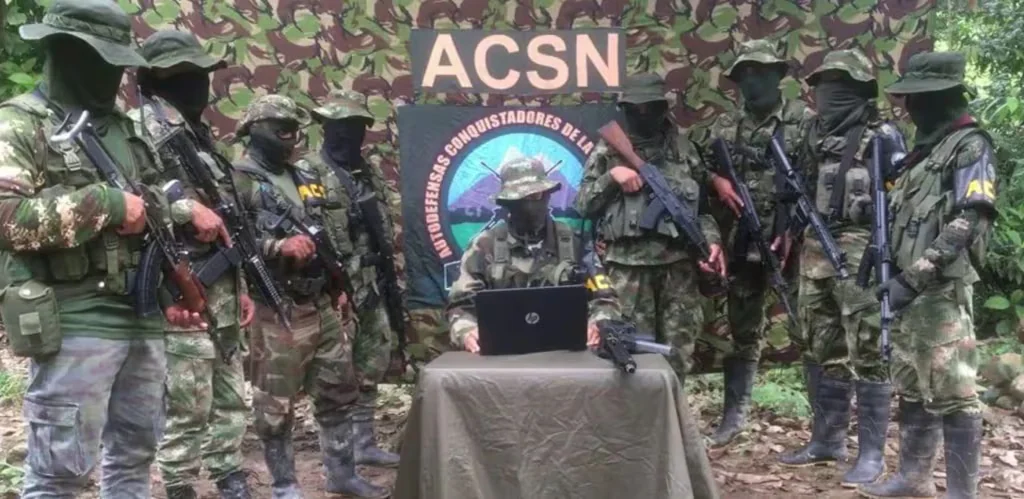 Miles de millones, esta es la fortuna que recogen las Autodefensas Conquistadores de la Sierra Nevada producto de las extorsiones