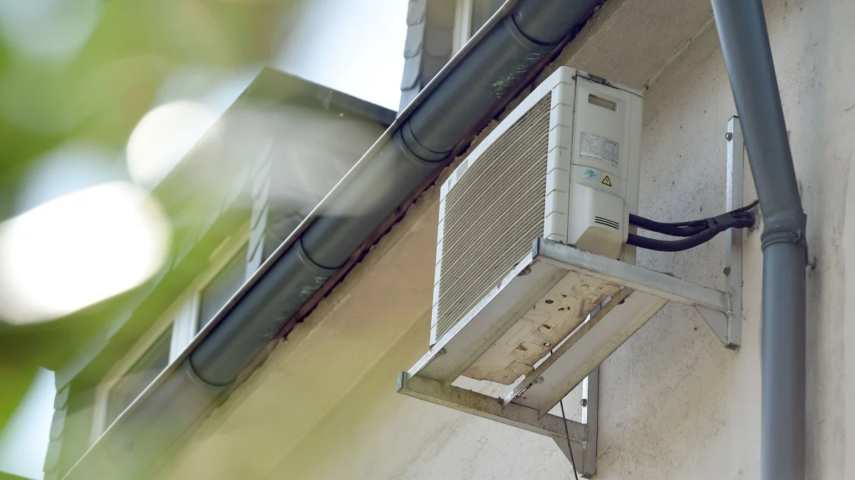 Urteil aus Karlsruhe: Wohnungseigentümer dürfen grundsätzlich Klimaanlage einbauen