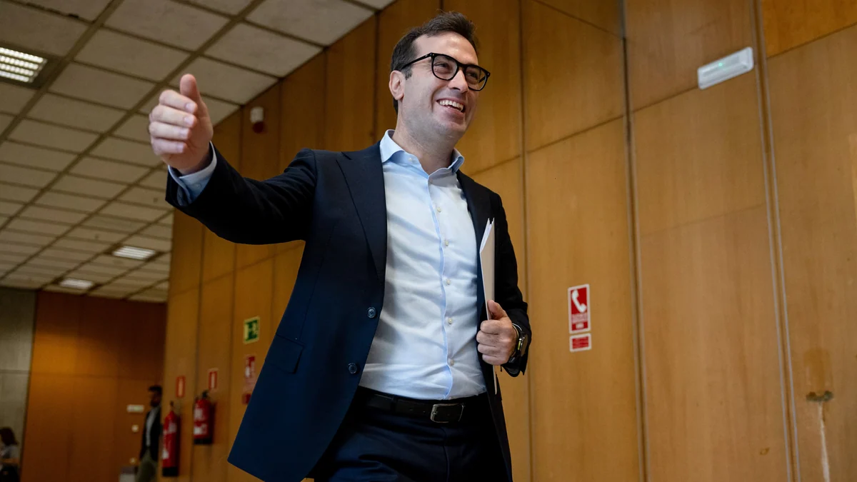 Carlos Cuerpo, el vuelo imperturbable de un vicepresidente